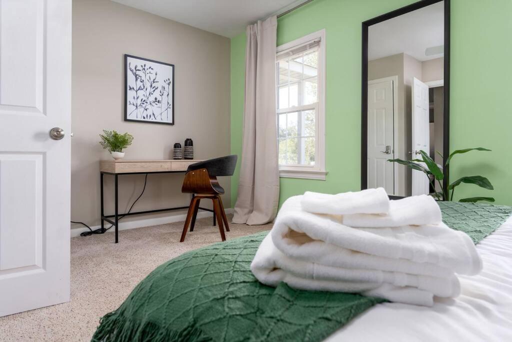 Serenity Beach House In Central Ilm W/ King Bed Wilmington Extérieur photo